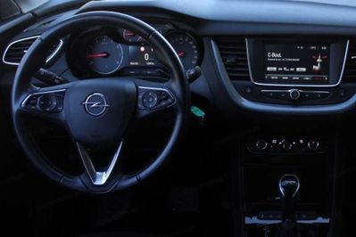 Opel Grandland X 1.6 T Eleganc aut
