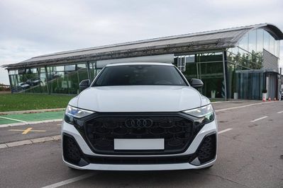 Audi Q8 TFSI e quattro