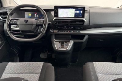 Peugeot Traveller Long L2H1 Business EAT8