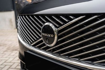 Volvo XC90 T8 AWD Plug-In Hybrid Ultra Bright 7os