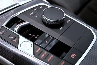 BMW Seria 3 318i M Sport