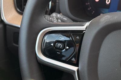 Volvo XC60 B5 B AWD Ultimate Dark