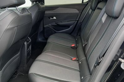 Peugeot 308 1.2 Puretech Allure S&S EAT8