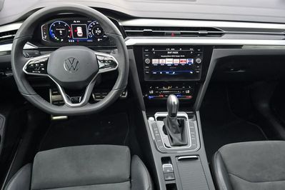 Volkswagen Arteon 2.0 TDI R-Line DSG