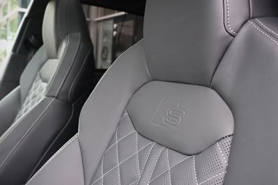 Audi Q7 TDI quattro S Line
