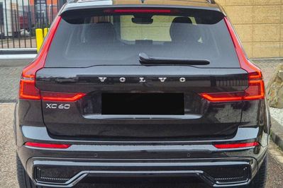 Volvo XC60 T6 Plug-In Hybrid AWD Ultra Dark