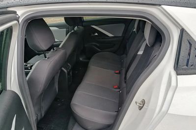 Opel Astra 1.2 T Business Edition S&S