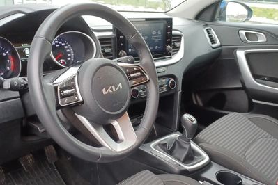 Kia Ceed 1.5 T-GDI M