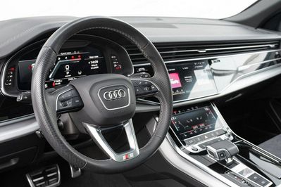 Audi Q8 45 TDI mHEV quattro Tiptronic