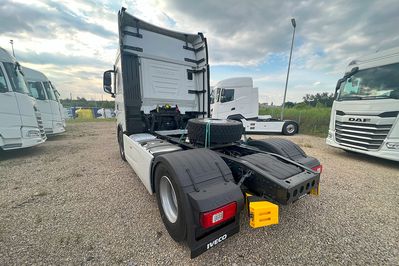 Iveco S-Way 4x2