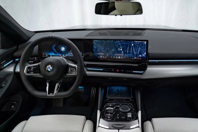 BMW Seria 5 520d M Sport