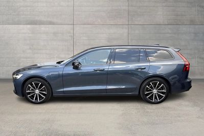 Volvo V60 T6 AWD Plug-In Hybrid Plus Dark aut