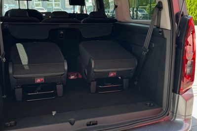Toyota Proace City Verso Long Family