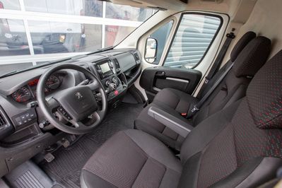 Peugeot Boxer 2.2 BlueHDi L4H2