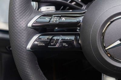 Mercedes Klasa E 200 4-Matic AMG