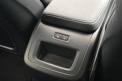 Volvo XC60 B5 B AWD Plus Black Edition