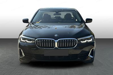 BMW Seria 5 530i xDrive Luxury Line