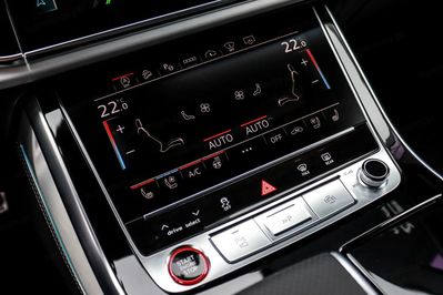 Audi Q7 SQ7 TFSI quattro