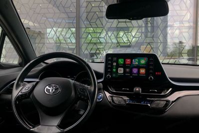 Toyota C-HR Hybrid Style