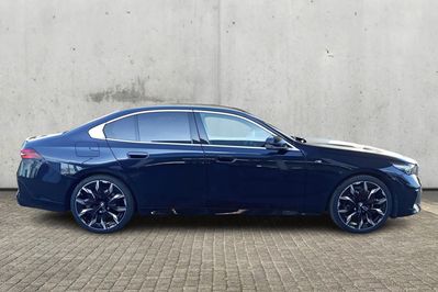 BMW Seria 5 520d xDrive mHEV M Sport aut
