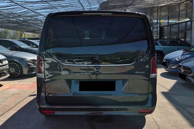 Mercedes V Klasa 300 d 4-Matic 9G-Tronic Exclusive długi