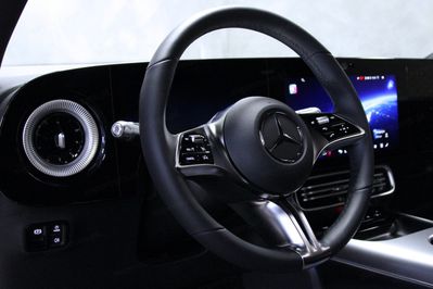Mercedes GLB 200 Progressive