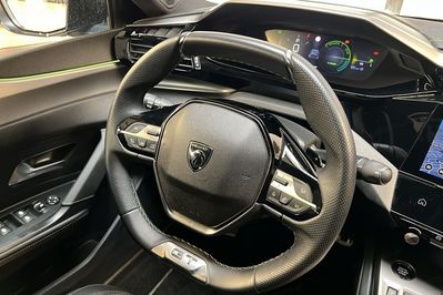Peugeot 408 GT 1.2 mHEV e-DCS6