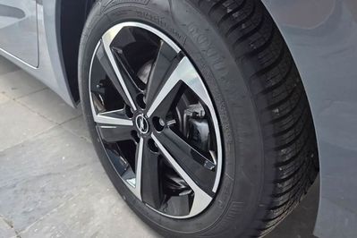 Opel Astra VI Edition aut  1.2 T