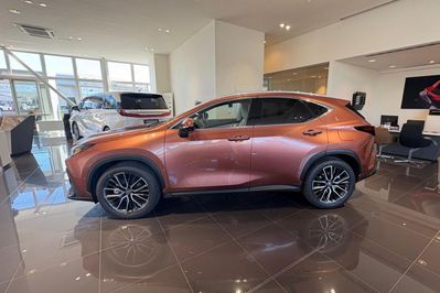 Lexus NX 350h Omotenashi 2.5 Hybrid AWD