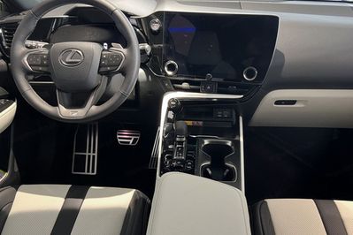 Lexus NX 450h+ F Sport