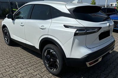 Nissan Qashqai N-Connecta Xtronic 1.3 DIG-T mHEV