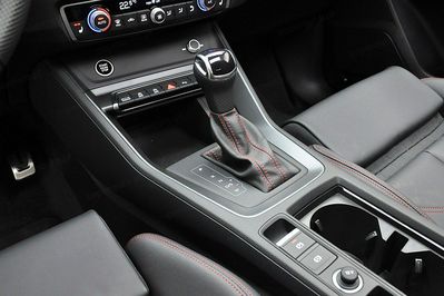 Audi Q3 40 TDI quattro S Line