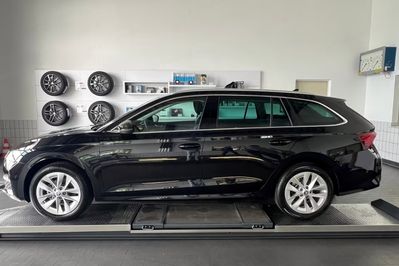 Skoda Octavia Selection Edition 130 1.5 TSI mHEV DSG