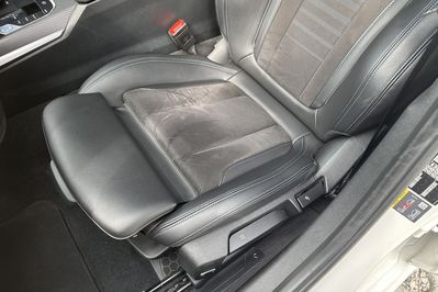 BMW Seria 3 330e xDrive M Sport