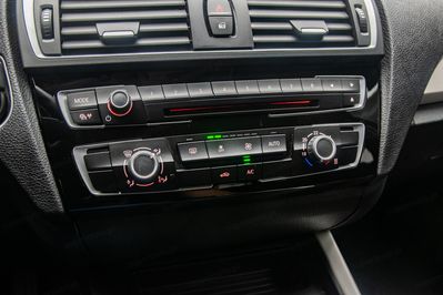 BMW Seria 1 118i