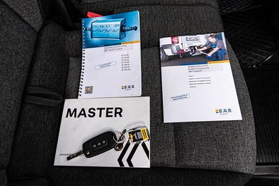 Renault Master L3 Kontener 8EP + Winda