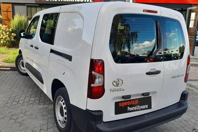 Toyota Proace City Long