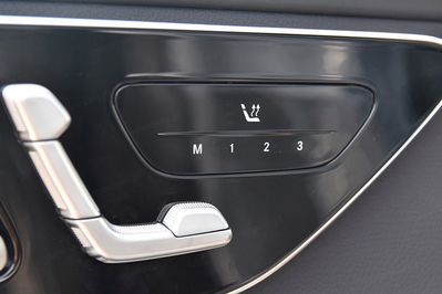 Mercedes Klasa C 220 d  4-Matic AMG