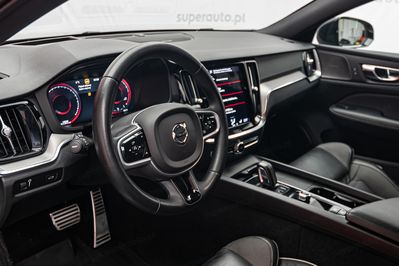Volvo V60 B4 R-Design aut