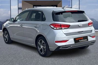 Hyundai i30 1.5 T-GDI 48V Smart DCT