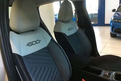 Fiat 600 Icon 1.2 Turbo Hybrid eDCT
