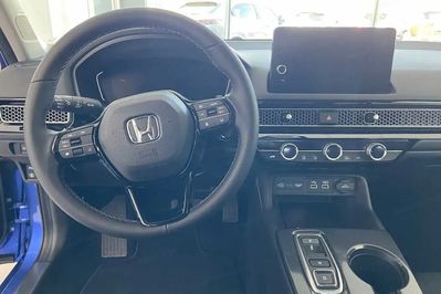 Honda Civic Elegance 2.0 i-MMD  CVT