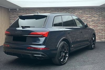 Audi Q7 55 TFSI e quattro S Line