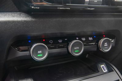 Citroen C4 X 1.2 PureTech Shine S&S EAT8