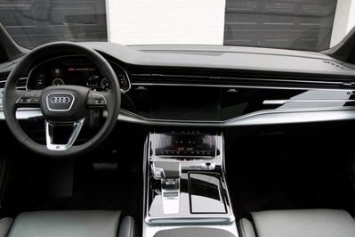 Audi Q7 50 TDI quattro S Line