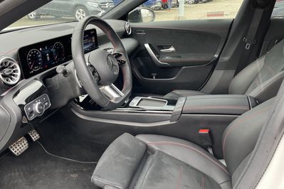 Mercedes CLA 200 AMG Line