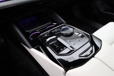 BMW Seria 5 530e xDrive M Sport