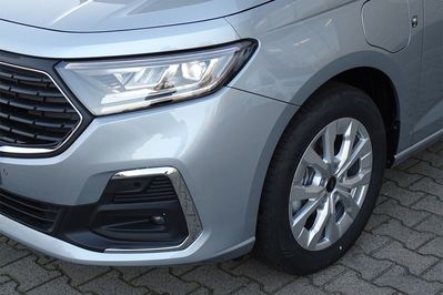 Ford Transit Connect L2 Limited PHEV A6