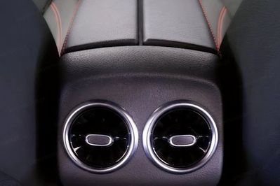 Mercedes GLB 200 4-Matic AMG Line 8G-DCT