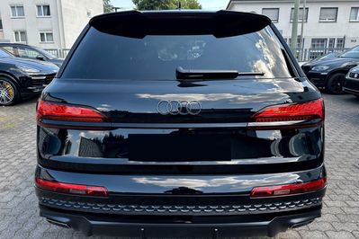 Audi Q7 50 TDI quattro S Line